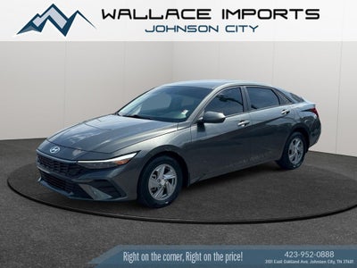 2024 Hyundai Elantra SE