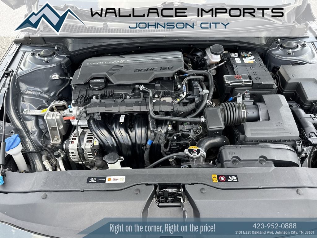 2024 Hyundai Elantra SE