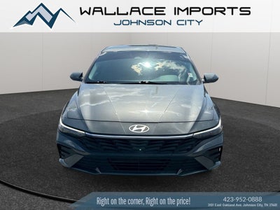 2024 Hyundai Elantra SE