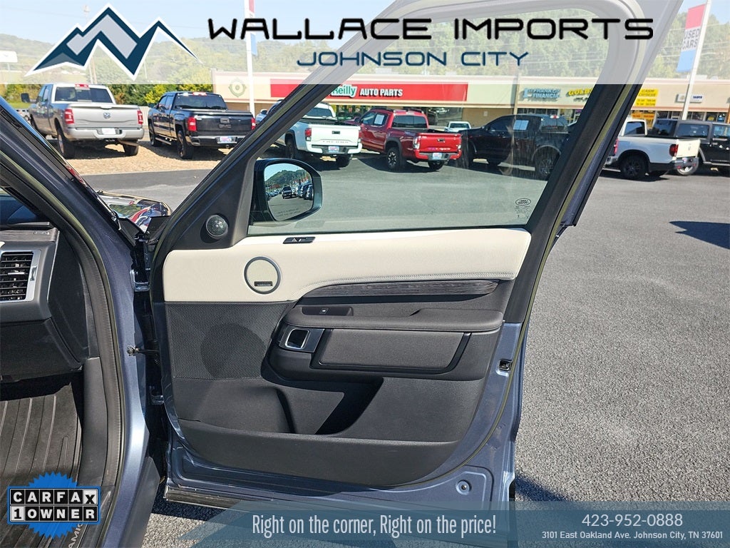 2023 Land Rover Discovery HSE R-Dynamic