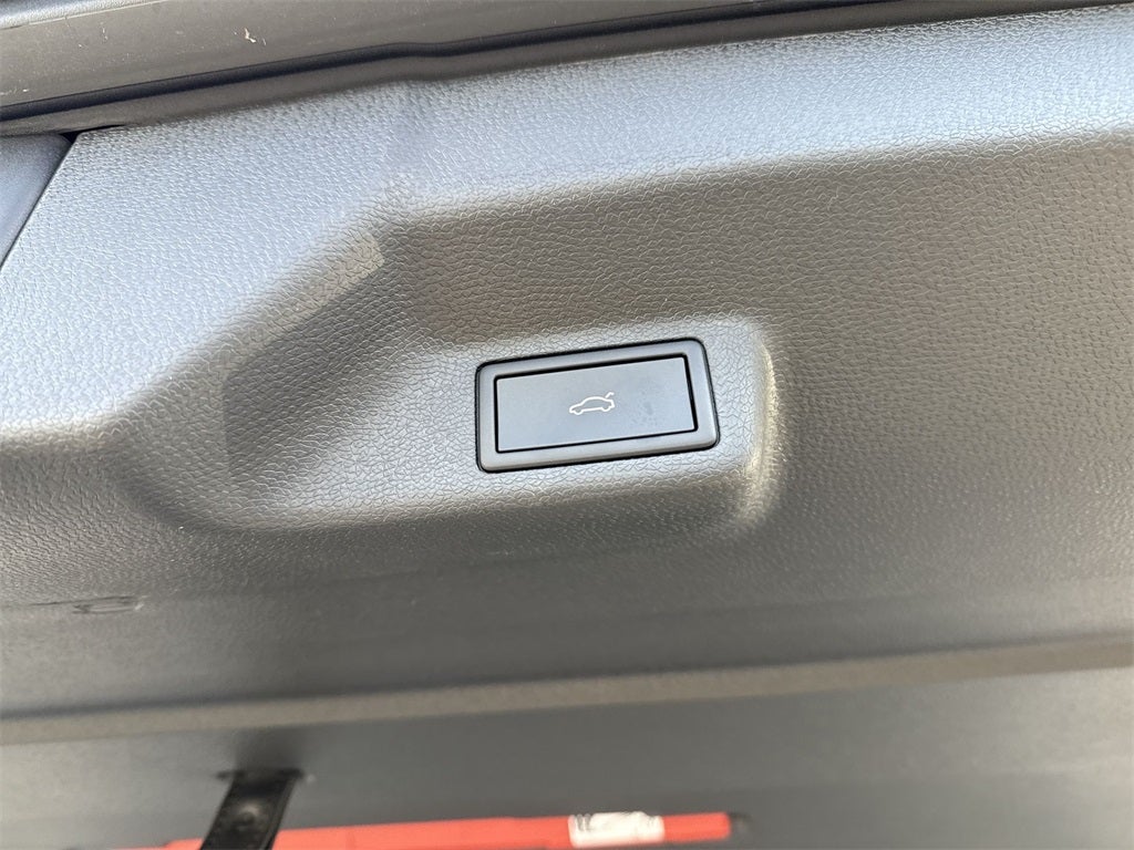 2025 Volkswagen ID. Buzz Pro S Plus