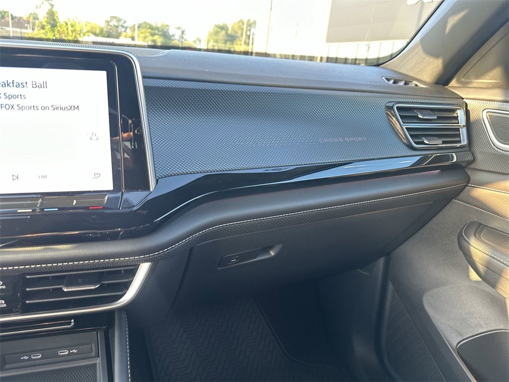 2024 Volkswagen Atlas Cross Sport 2.0T SEL R-Line