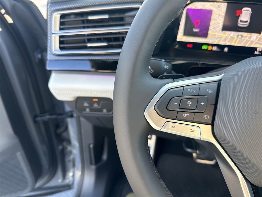 2025 Volkswagen Atlas Cross Sport 2.0T SEL Premium R-Line