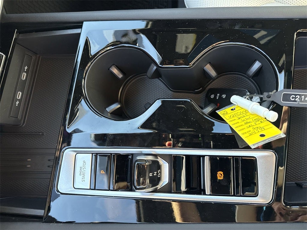 2025 Volkswagen Atlas Cross Sport 2.0T SEL Premium R-Line