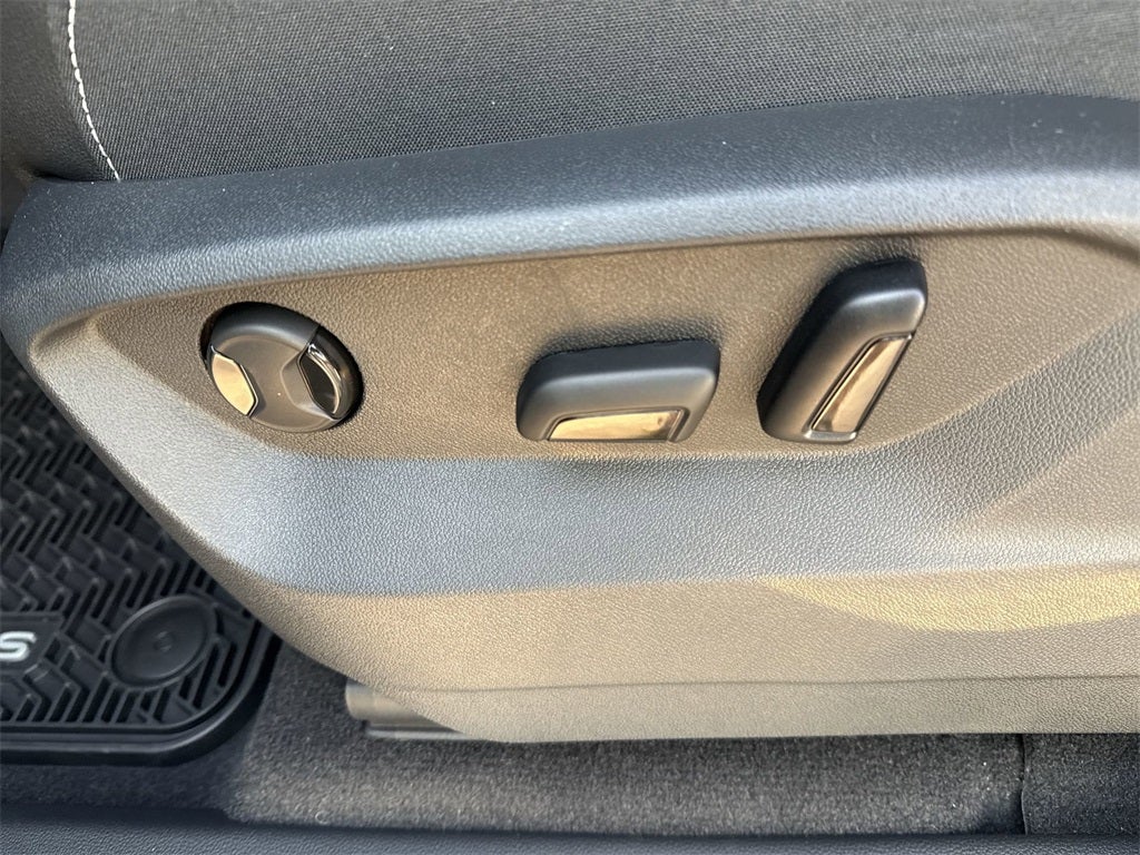 2026 Volkswagen Atlas 2.0T SE w/ Technology