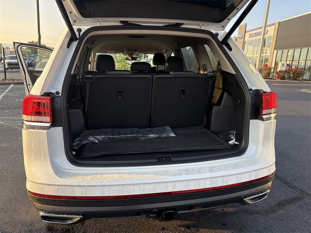 2026 Volkswagen Atlas 2.0T SE w/ Technology