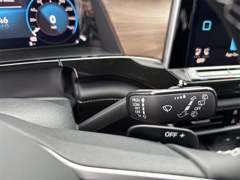 2026 Volkswagen Atlas 2.0T SE w/ Technology