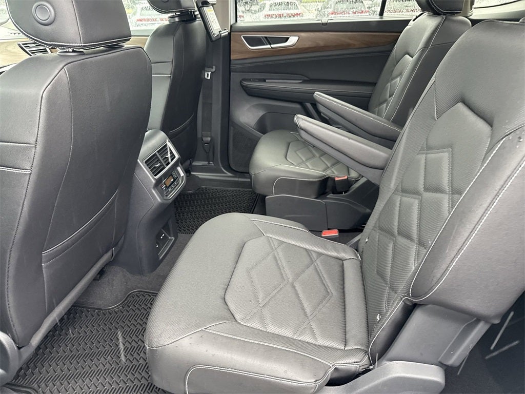2026 Volkswagen Atlas 2.0T SE w/ Technology