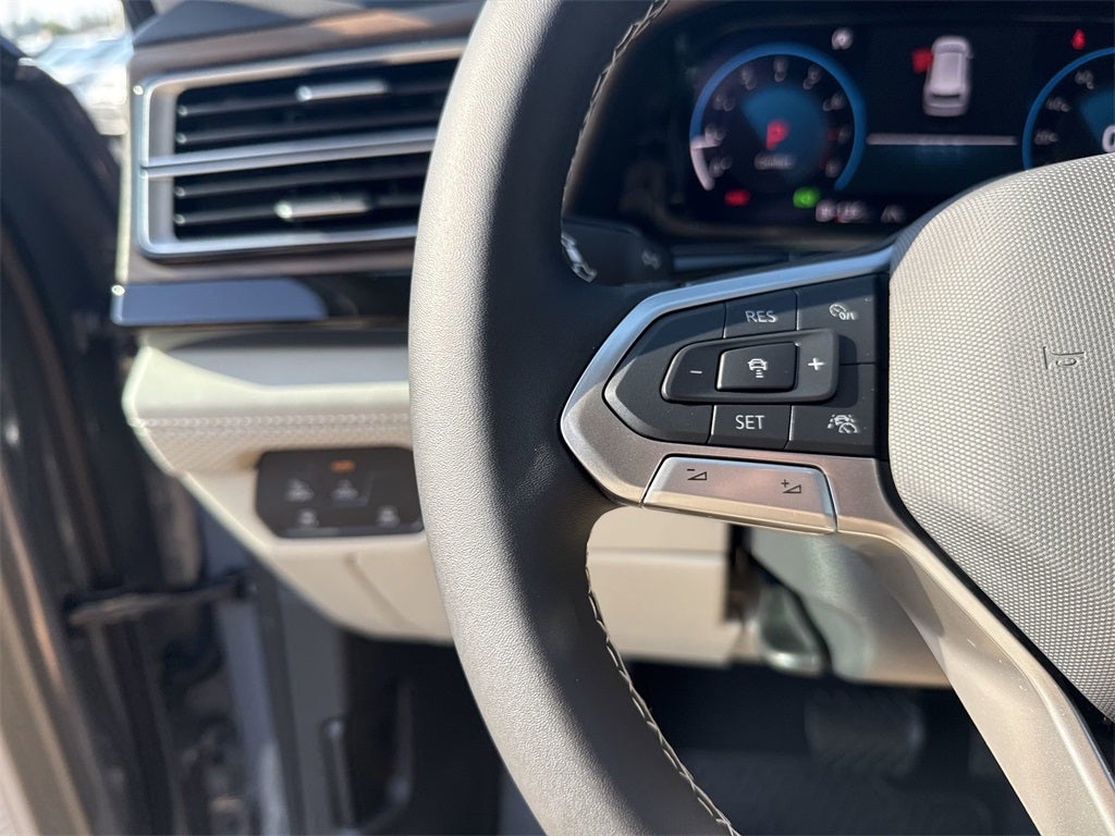 2026 Volkswagen Atlas 2.0T SE w/ Technology