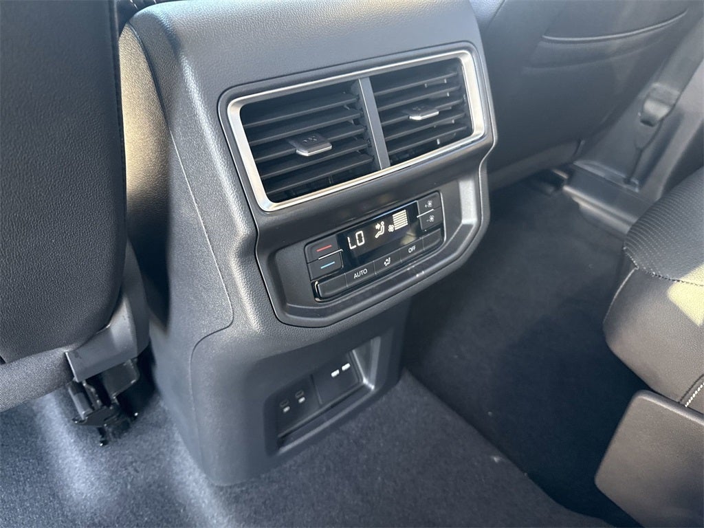 2026 Volkswagen Atlas 2.0T SE w/ Technology