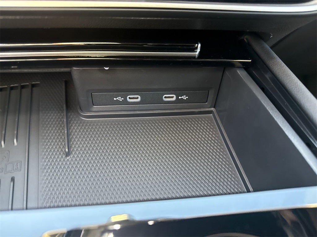 2026 Volkswagen Atlas 2.0T SE w/ Technology