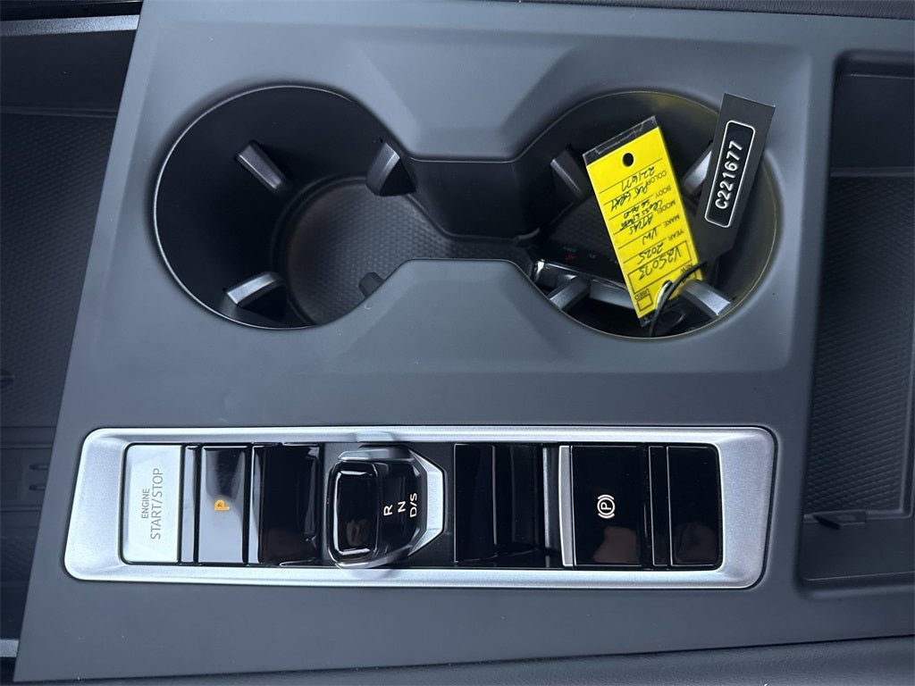 2025 Volkswagen Atlas Cross Sport 2.0T SE