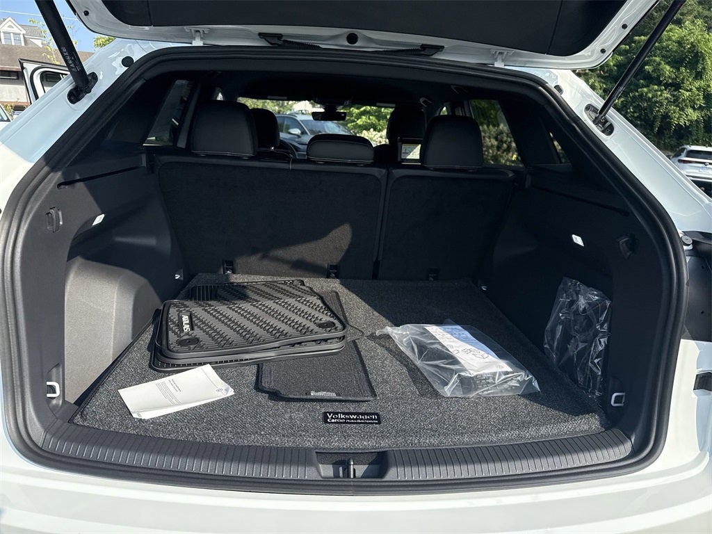 2025 Volkswagen Atlas Cross Sport 2.0T SE