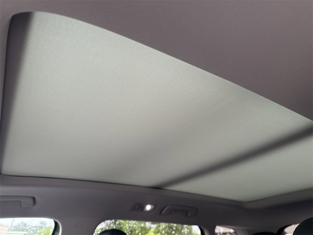 2025 Volkswagen Taos 1.5T SE Black