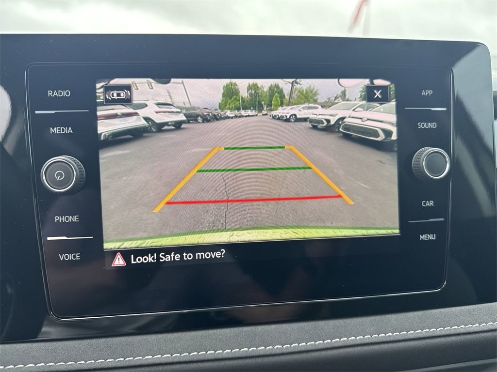 2025 Volkswagen Taos 1.5T SE Black