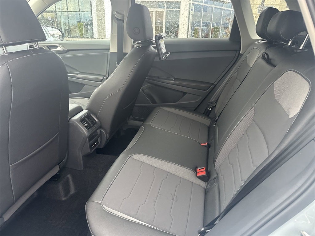 2026 Volkswagen Taos 1.5T SE Black