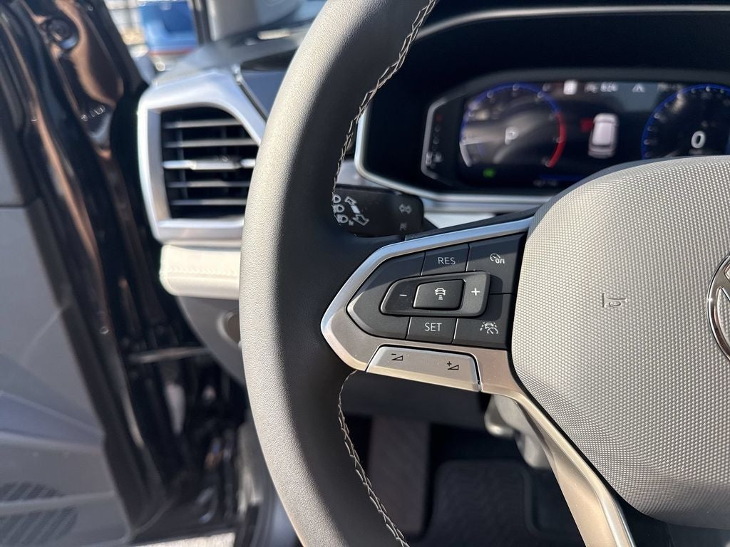 2026 Volkswagen Taos 1.5T SEL