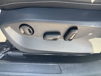 2025 Volkswagen Taos 1.5T SEL