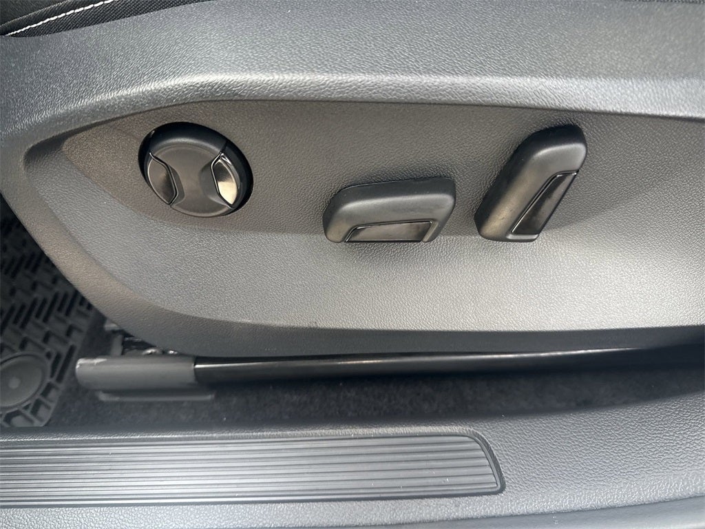 2026 Volkswagen Taos 1.5T SEL