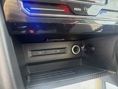 2026 Volkswagen Taos 1.5T SEL