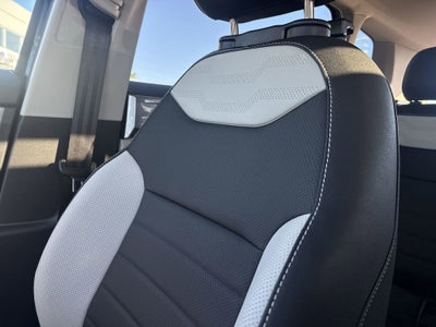 2026 Volkswagen Taos 1.5T SEL