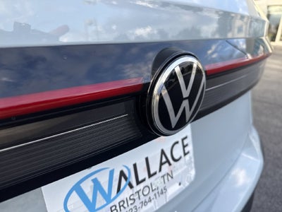 2027 Volkswagen Taos 1.5T SE