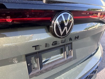 2026 Volkswagen Tiguan 2.0T SE R-Line Black