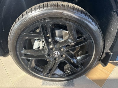 2025 Volkswagen Tiguan 2.0T SE R-Line Black