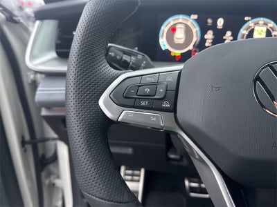 2026 Volkswagen Tiguan 2.0T SE R-Line Black