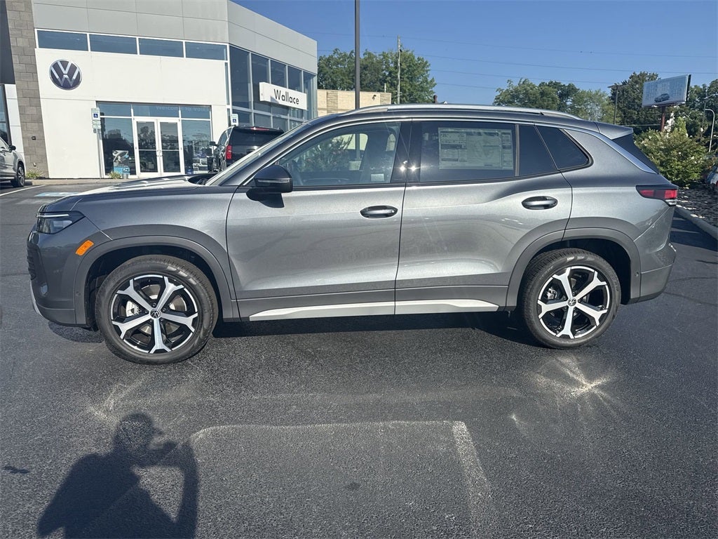 2025 Volkswagen Tiguan 2.0T SE