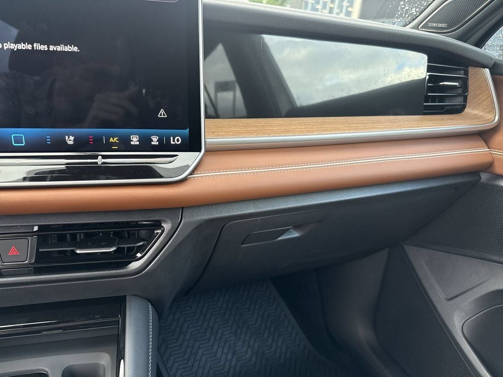 2026 Volkswagen Tiguan 2.0T SEL R-Line