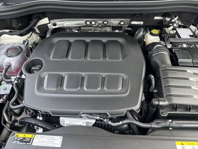 2026 Volkswagen Tiguan 2.0T SEL R-Line