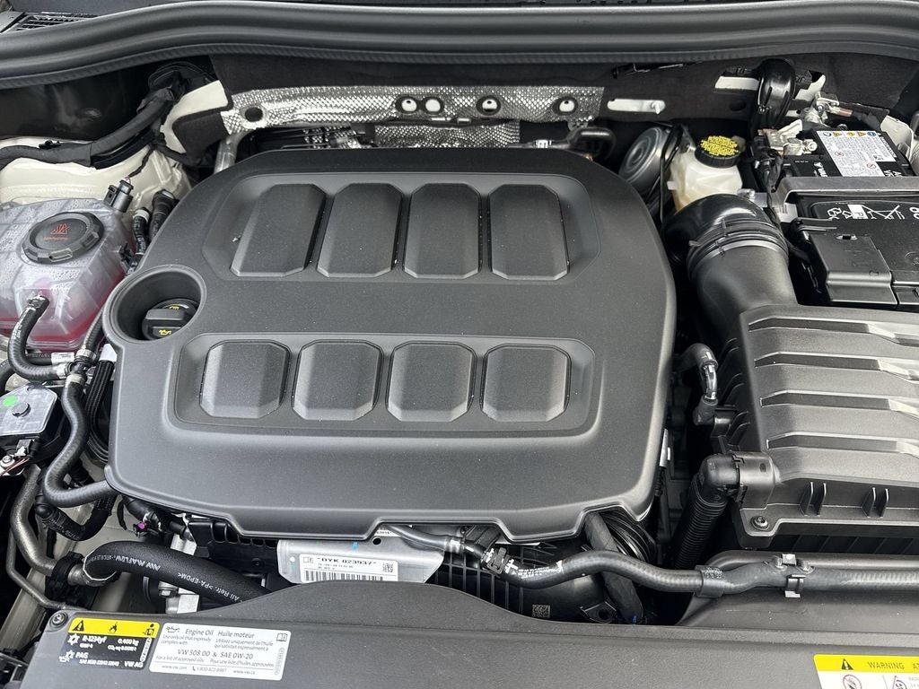 2026 Volkswagen Tiguan 2.0T SEL R-Line