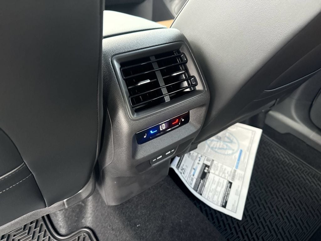 2026 Volkswagen Tiguan 2.0T SEL R-Line