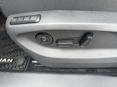 2026 Volkswagen Tiguan SEL R-Line Turbo