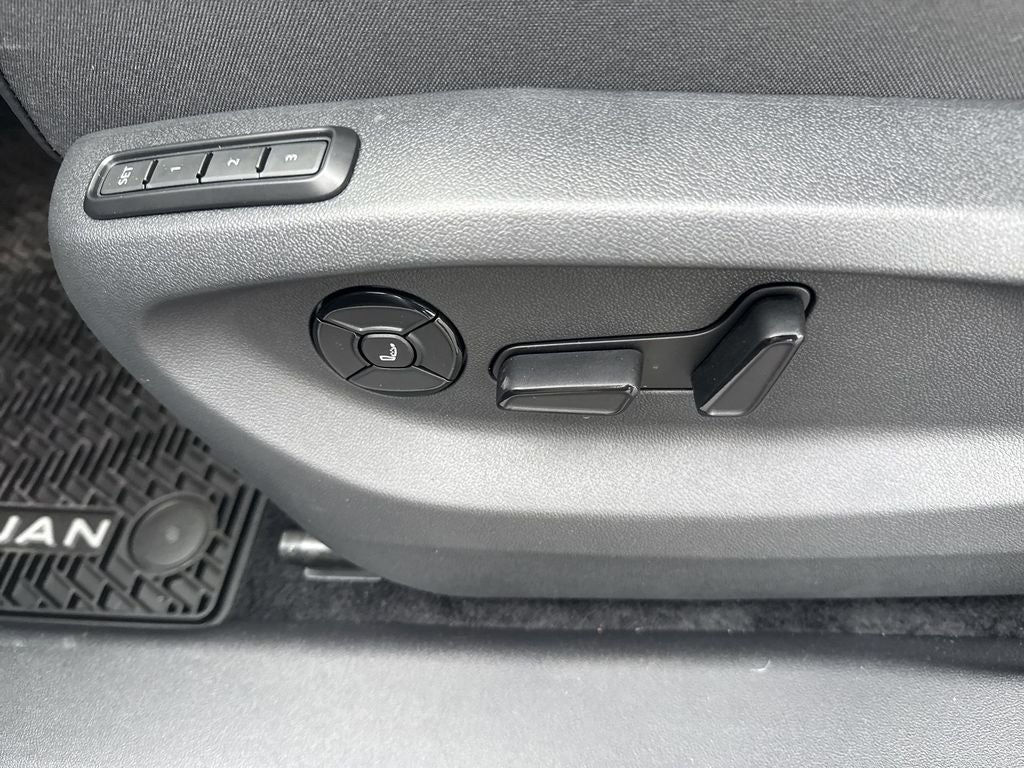 2026 Volkswagen Tiguan SEL R-Line Turbo