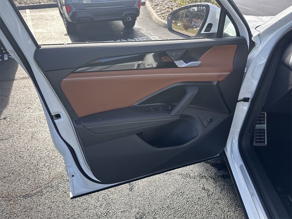 2026 Volkswagen Tiguan 2.0T SEL