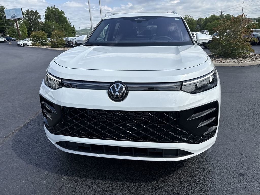 2026 Volkswagen Tiguan 2.0T SEL R-Line Turbo