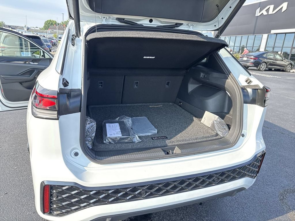 2026 Volkswagen Tiguan 2.0T SEL R-Line Turbo