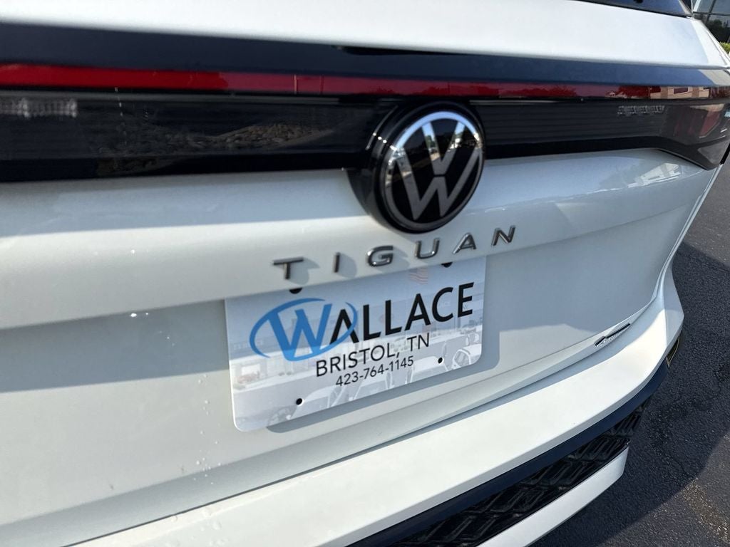 2026 Volkswagen Tiguan 2.0T SEL R-Line Turbo