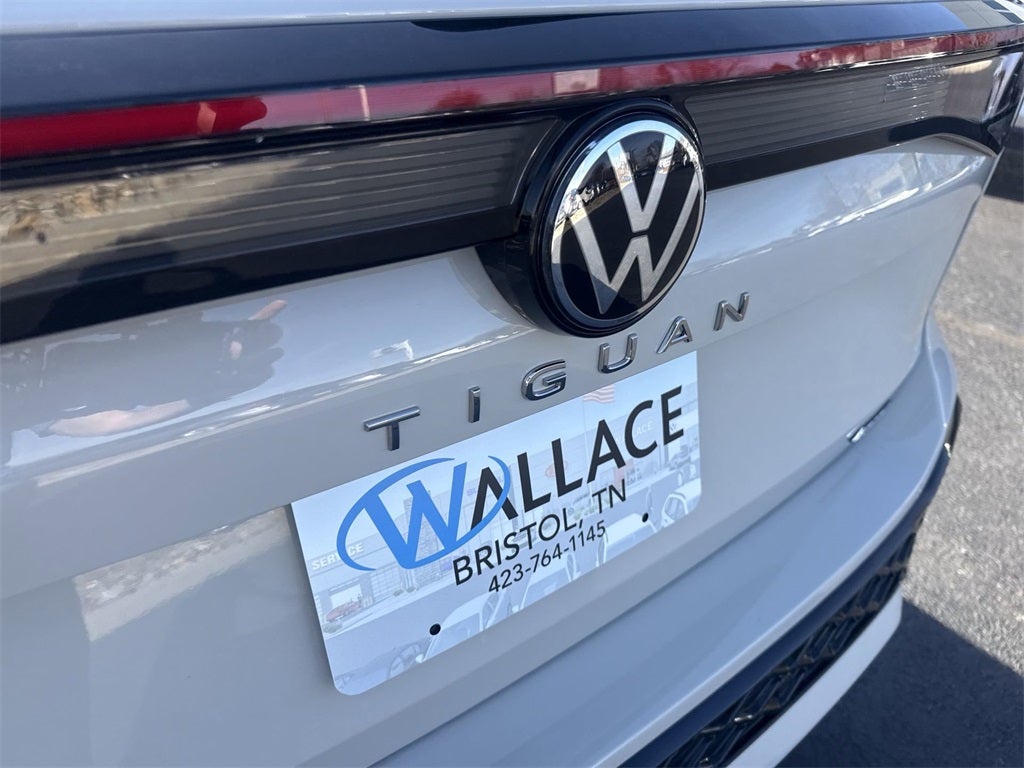 2026 Volkswagen Tiguan 2.0T SEL