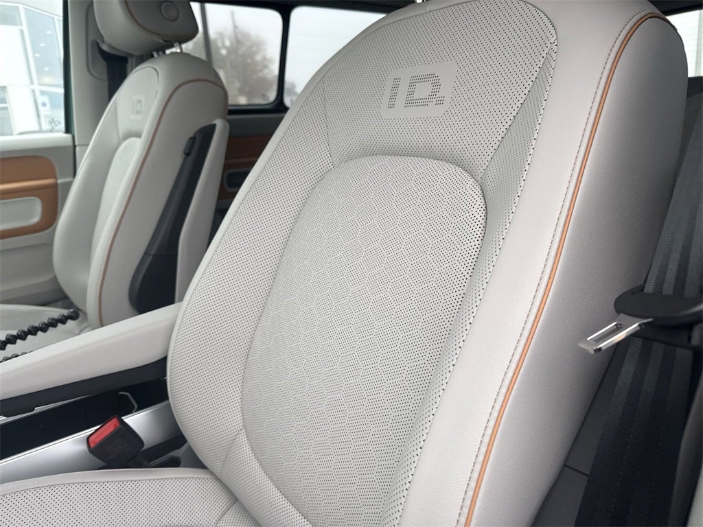 2025 Volkswagen ID. Buzz Pro S Plus