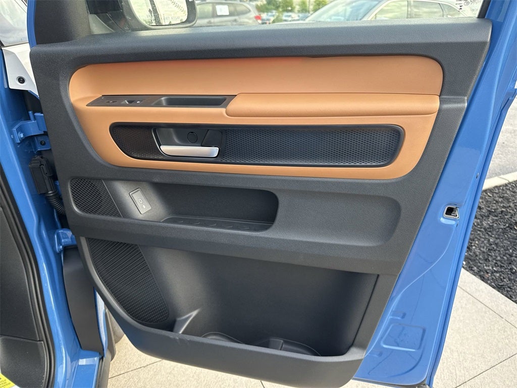 2025 Volkswagen ID. Buzz Pro S Plus