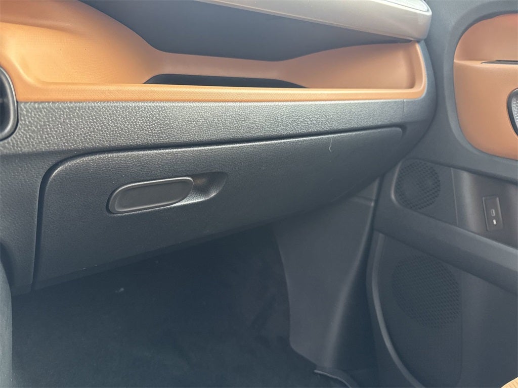 2025 Volkswagen ID. Buzz Pro S Plus