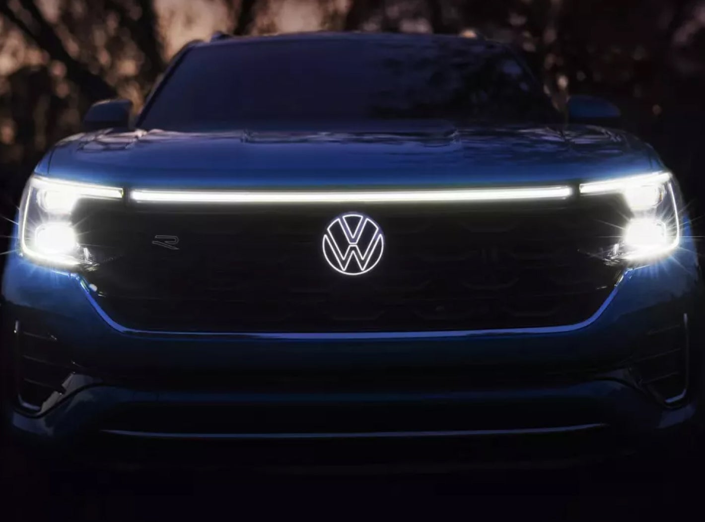 2026 Volkswagen Atlas Cross Sport: Financing vs. Leasing